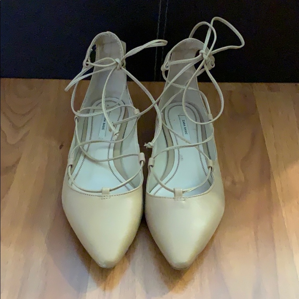 Zara nude lace up flats sz 37